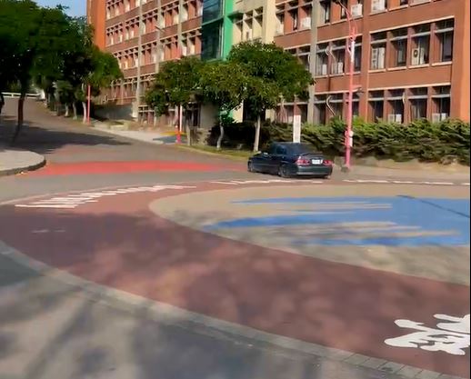校園上演玩命關頭 國立體大內飛車追逐場面驚險