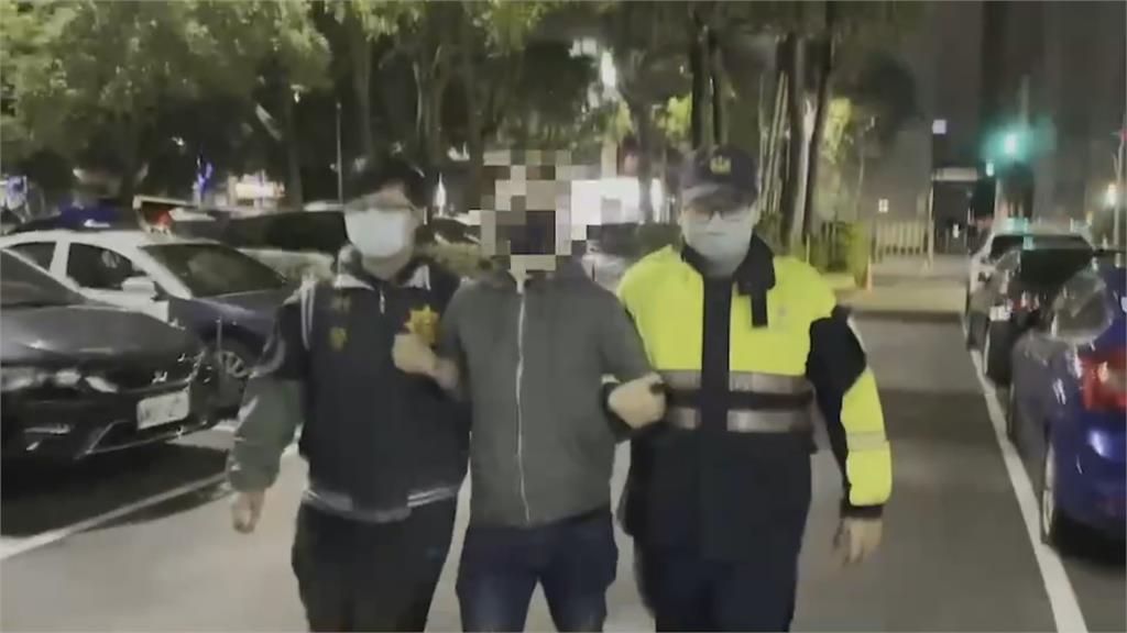 走路擦撞起糾紛 婦人欲報警遭男子持刀攻擊