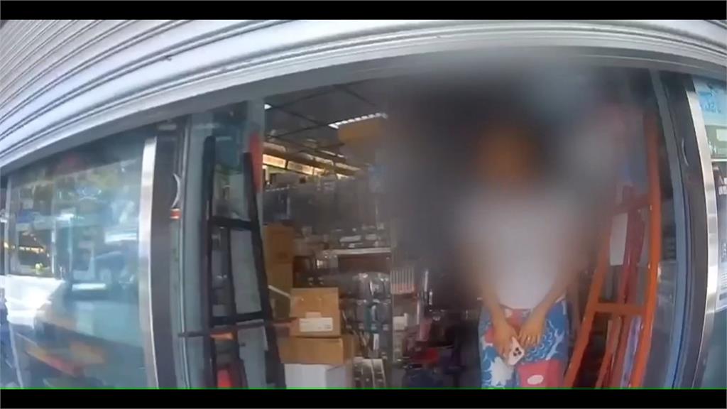 書店驚魂記！老闆忘記有客人外出關鐵門　母女逛店受困報警