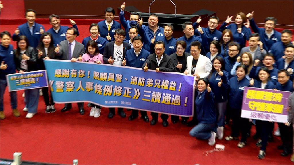 大罷免延燒!盧秀燕、傅崐萁求助趙少康 名嘴:叫神仙來救都危機重重