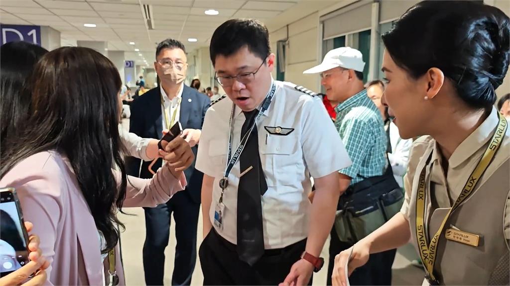 星宇航空開航北美安大略 首航班機K董親自執飛