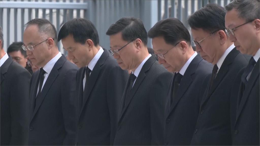 香港大火民怨燒向政府 災民哭問「李家超在幹嘛」