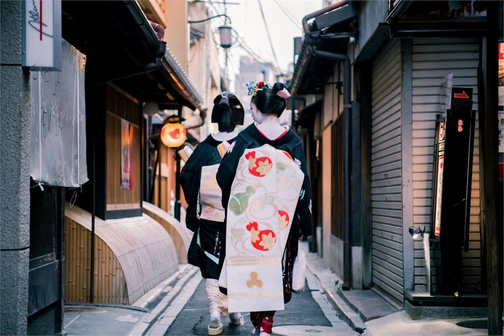 日本舞妓爆性醜聞!未成年女子「遭侵犯懷孕」過來人控:客都是政治人物