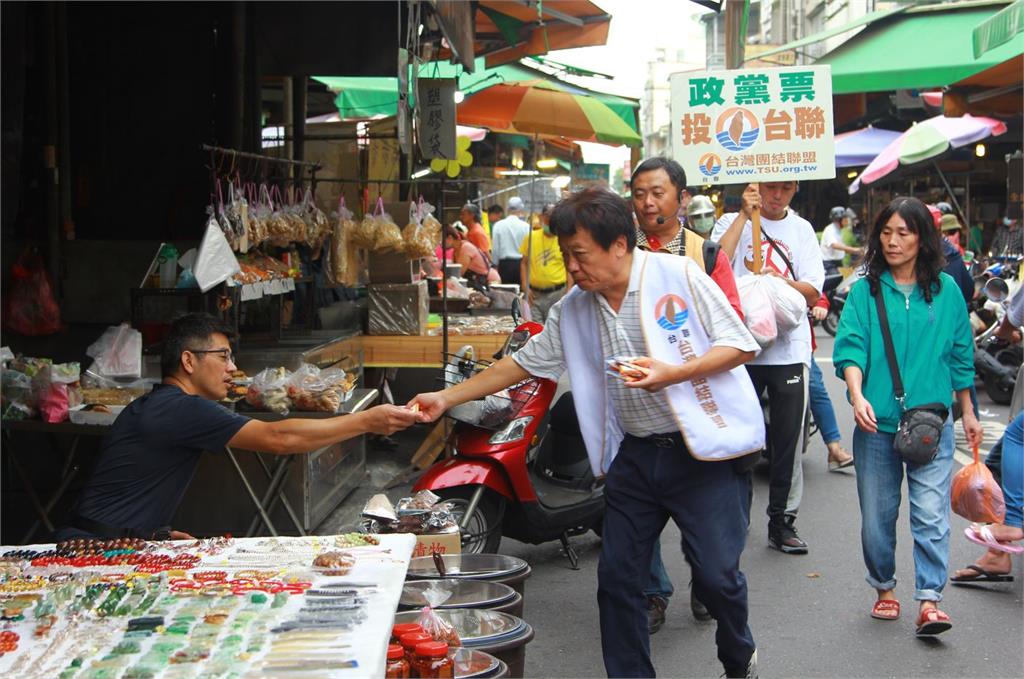 快新聞／台聯主席劉一德嘉義開講談這事！　喊話：政黨票設計本來就是給小黨