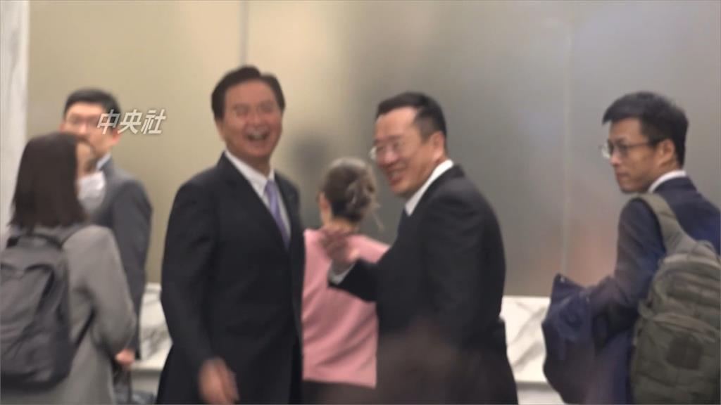 直擊台美國安高層會登場 顧立雄、吳釗燮向媒體揮手