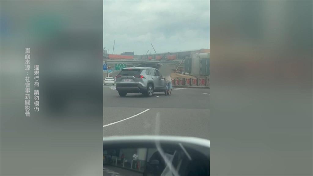 寄生桃機?白牌車違規亂像頻傳 低價搶客網路叫車抓不完