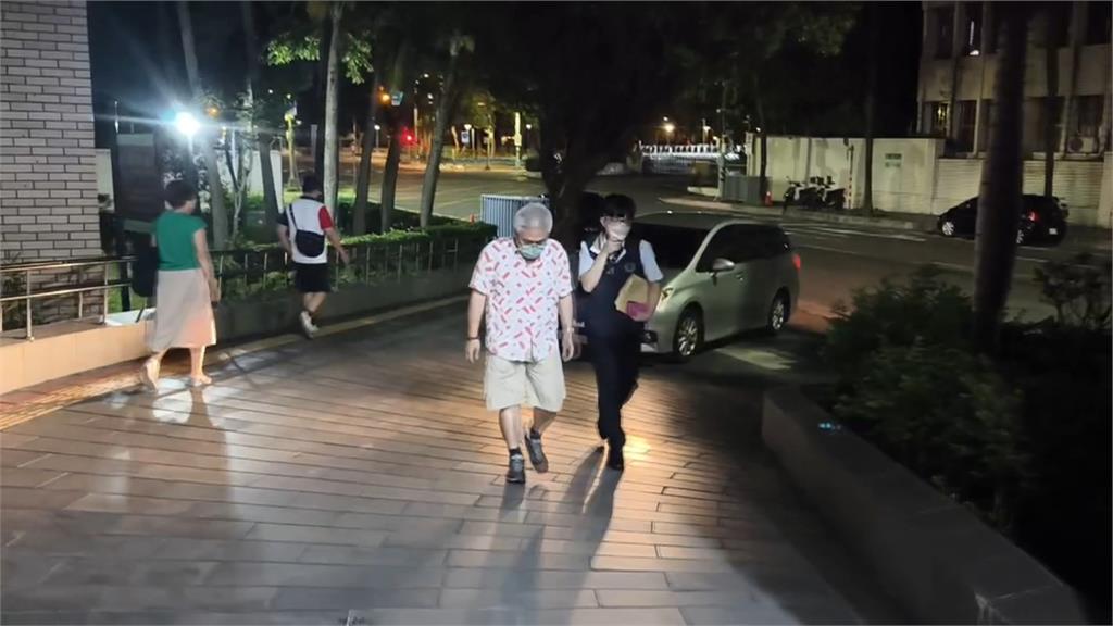 芝麻街母公司涉中資約談3前董座 赫見咬人比特犬飼主
