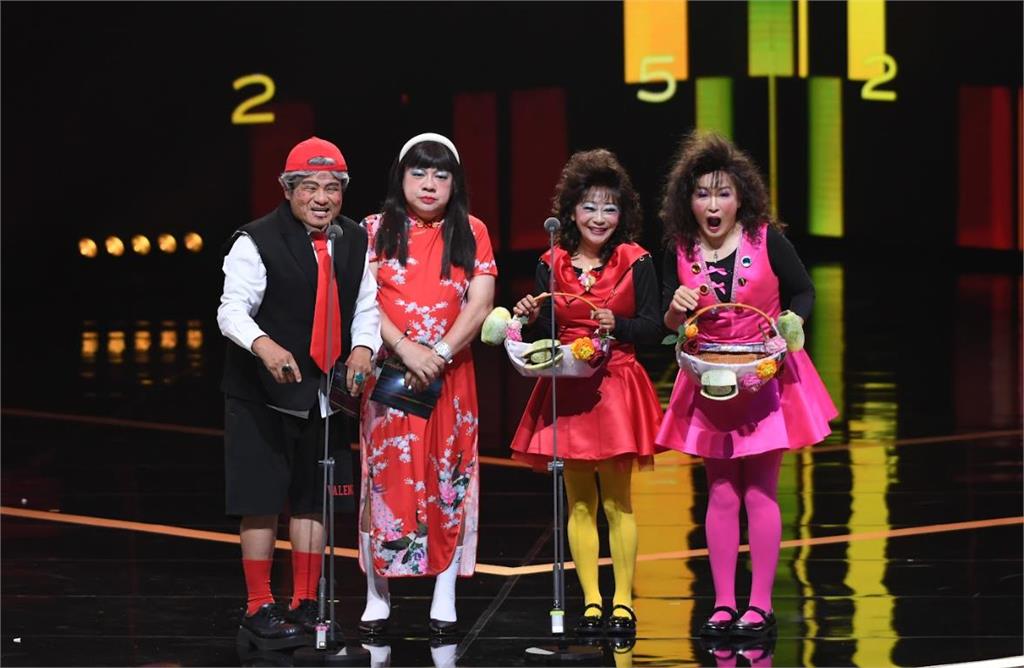 金鐘60/《綜藝萬花筒》經典角色登場!Lulu合體董月花、福州伯「全場掀回憶殺」