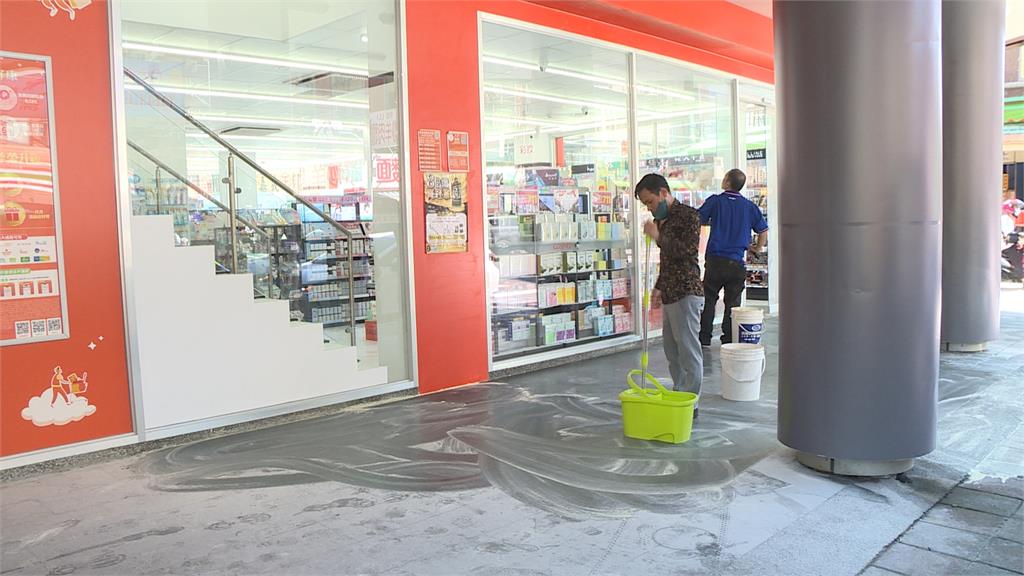 心情不好「噴滅火器」？　三重女惡搞藥妝店警鎖定身分