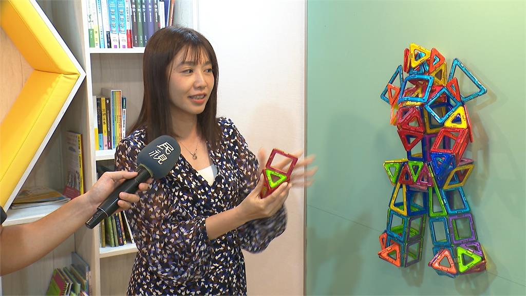 立委研究室改裝兒童遊戲場 張雅琳服務家長選民