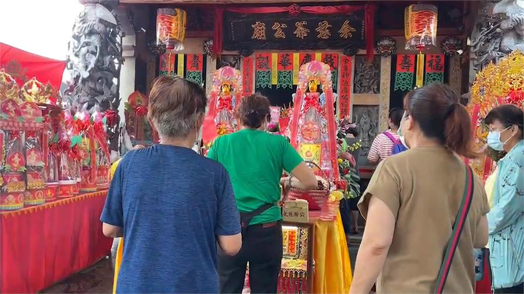 迎「余慈爺公」誕辰 創紀錄!酬神戲棚近千組