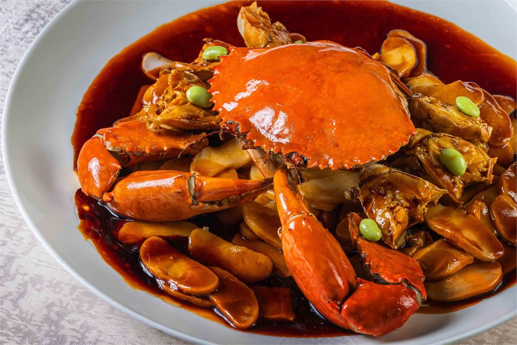台北晶華酒店「秋蟹季」鮮美登場  「晶華軒」招牌蟹餚  「蘭亭」也吃得到