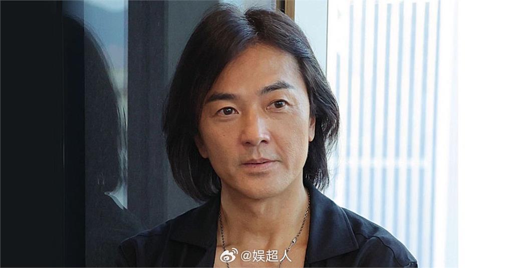 野生鄭伊健現身咖啡廳「56歲驚人現況」曝！網震驚：快要認不出...