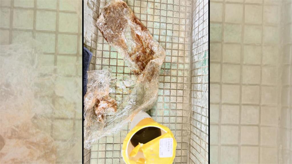 又爆食安！手搖飲裡驚見塑膠袋　業者回應「不可能」　衛生局稽查
