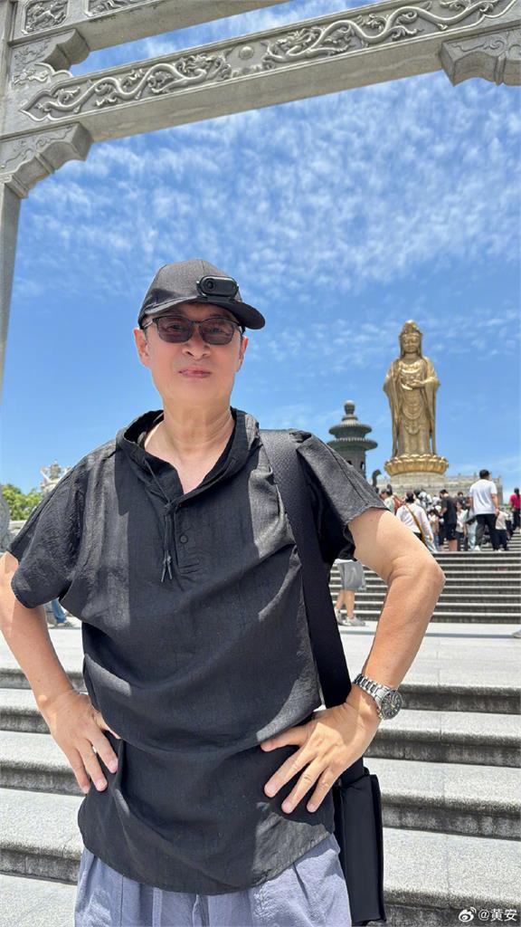 才宣布出家「黃安中國新工作」竟是哄睡師!全程「一條龍」小粉紅酸1事