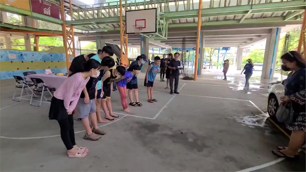 為飛尼泊爾當志工 宜蘭師生洗車賺旅費