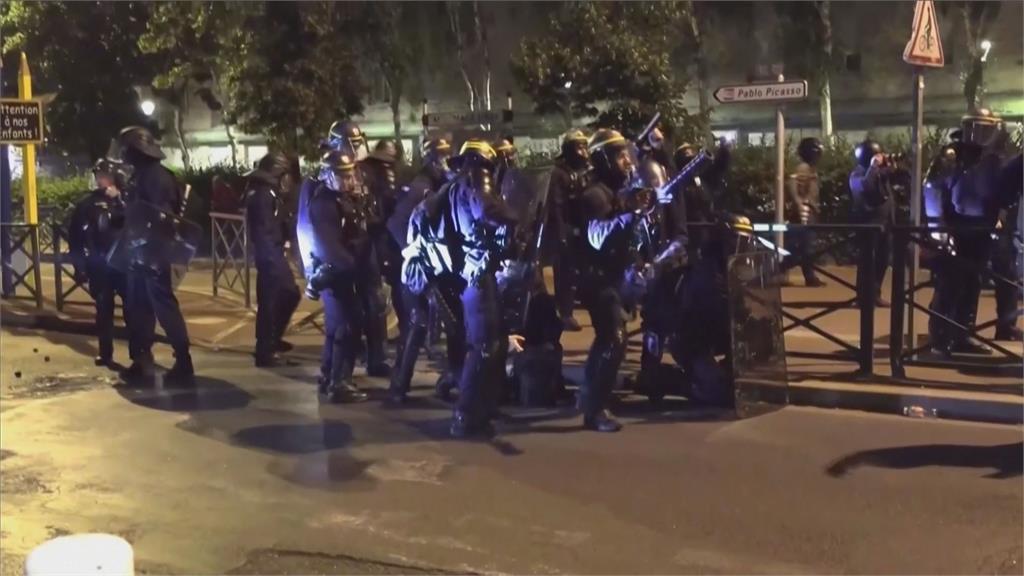 警射殺非裔少年多城暴動 火燒法國失控畫面曝