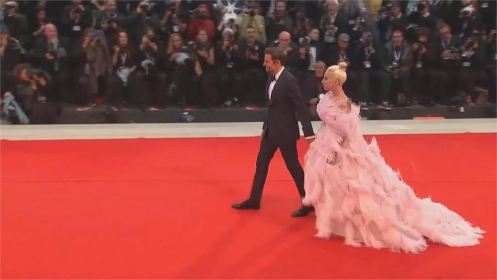 高級訂製服大師謝幕　義大利傳奇設計師范倫鐵諾辭世　享耆壽９３歲