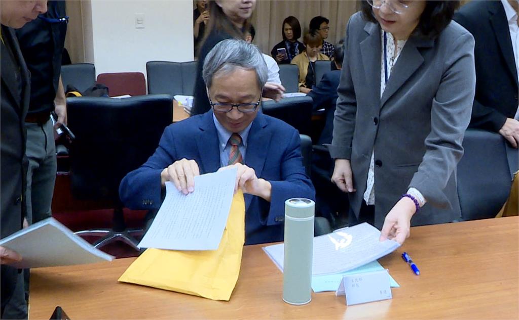 立院通過「藐視國會罪」 文化部長李遠憂心:有時候會亂講話