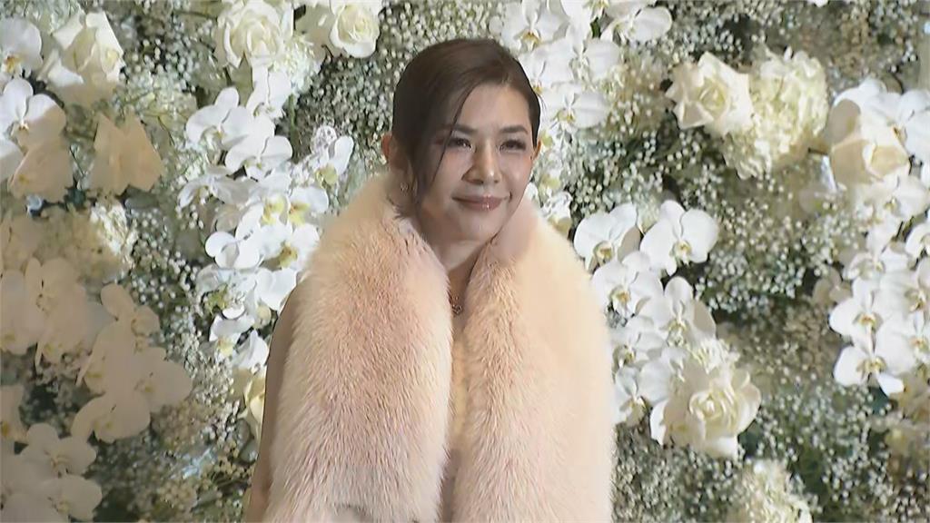 快新聞/陳美鳳澄清與邱澤緋聞 張清芳盛裝出席婚宴