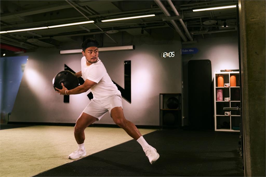 WBC／林家正、徐若熙超帥！代言運動品牌新戰袍讓訓練更專注有效