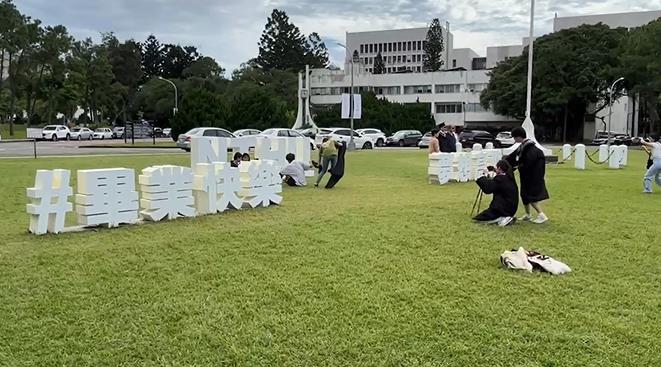 快新聞／清大畢典邀林青霞致詞　畢業生不認識：邀「這類人」比較有吸引力