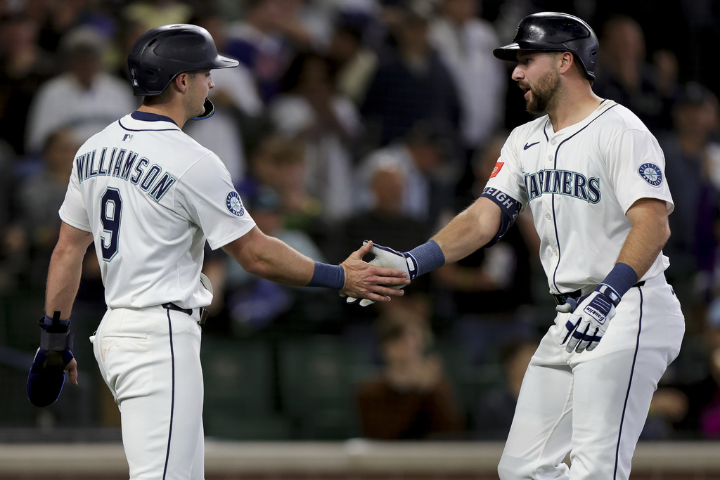 MLB(影)/水手重砲捕手追平大谷翔平!勞雷第22轟出爐並列全壘打王