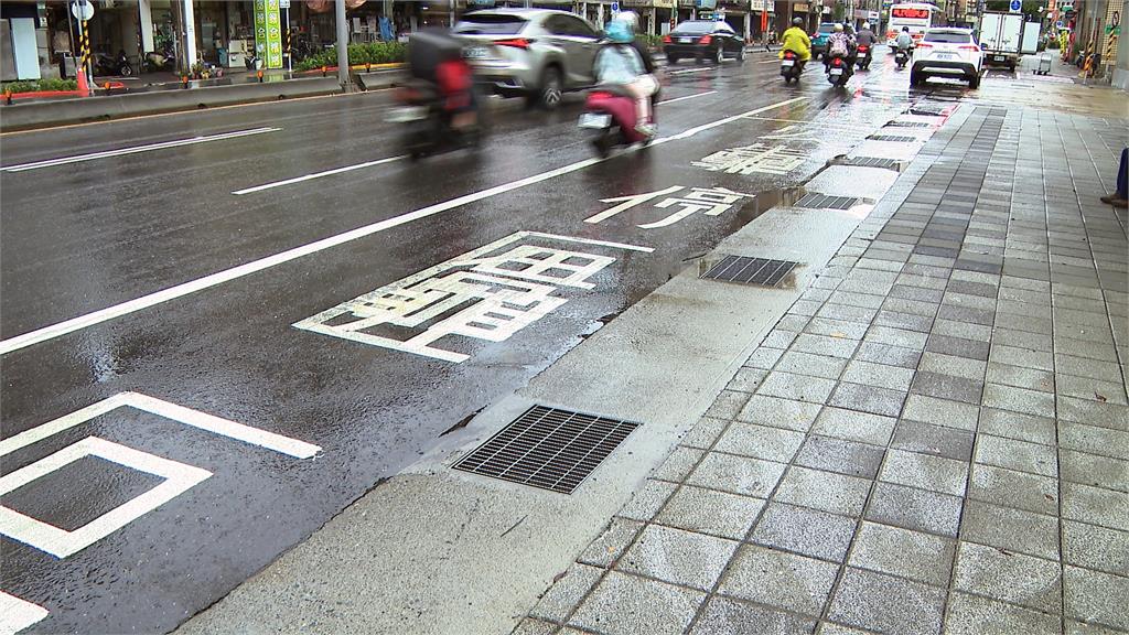 獨/北市公車格「字糊一團」 議員酸閉眼驗收!交工處回應了