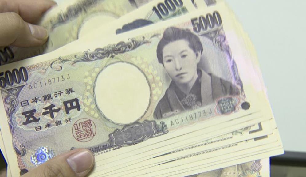 20歲生日「母贈兒73萬」內幕曝!「密密麻麻存摺」惹哭網:養兒辛苦