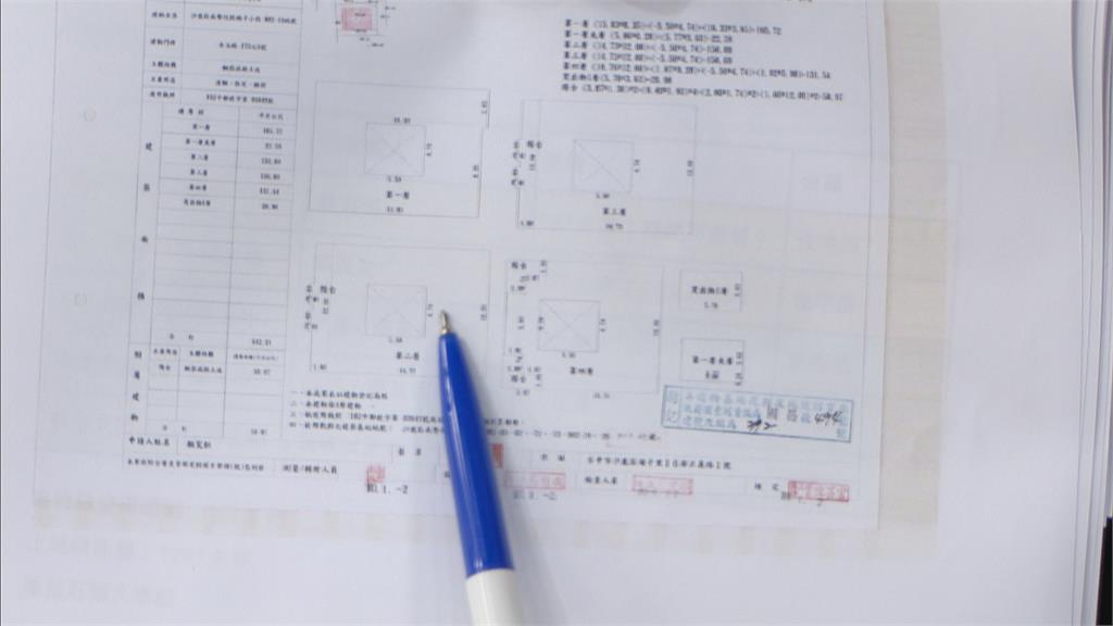 顏家莊園違建？卓冠廷秀關鍵圖資轟「天井」消失