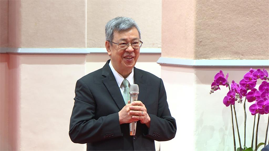 政院惜別茶會 陳建仁鞠躬感謝自許像蠟燭照亮台灣