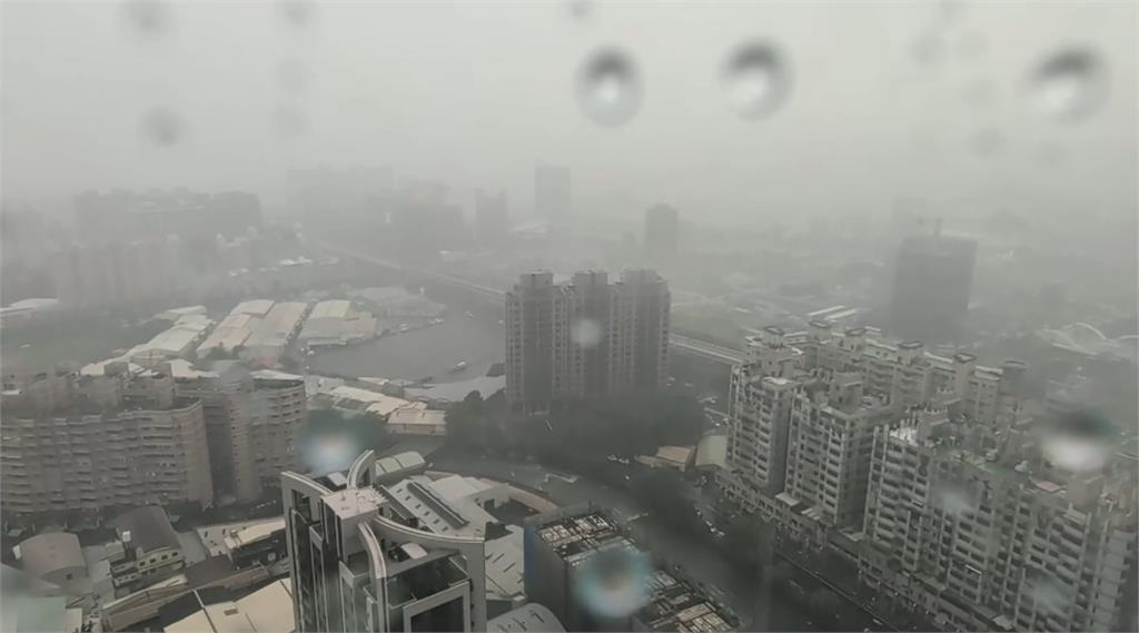 豪雨來襲！　盧秀燕赴歐交流　網友灌爆臉書：畢旅好玩嗎