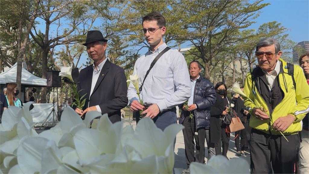 高雄市二二八追思紀念儀式 陳其邁盼珍惜民主自由化解朝野對立