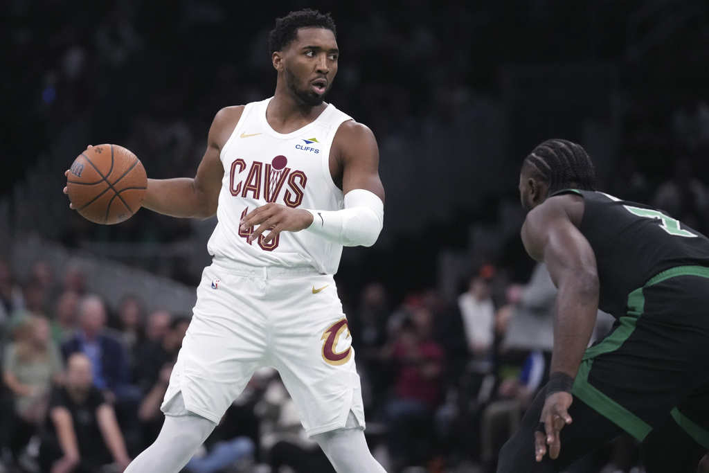 NBA(影)/騎士開季15連勝遭中斷!賽爾提克狂下三分雨 展現衛冕軍強大戰力