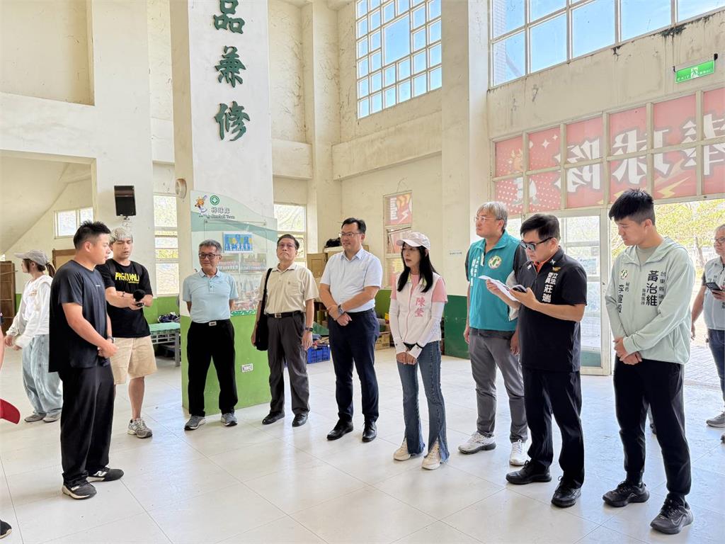 楊柳重創台東體中棒球場　陳瑩.莊瑞雄偕體育署長會勘 