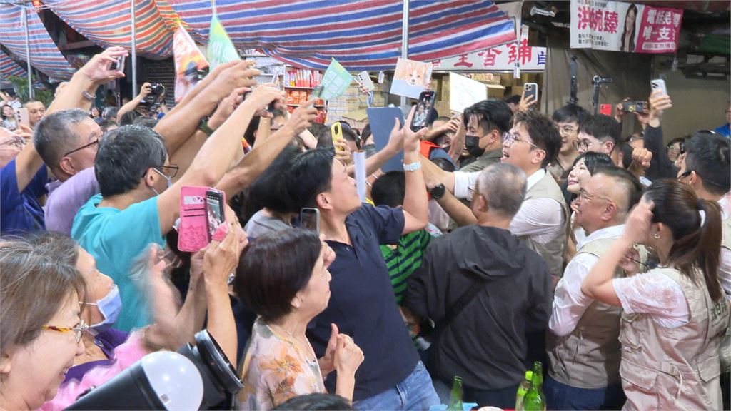 人氣高下立判！沈伯洋親遞辯論邀請　「洋流高分貝」包圍蔣萬安