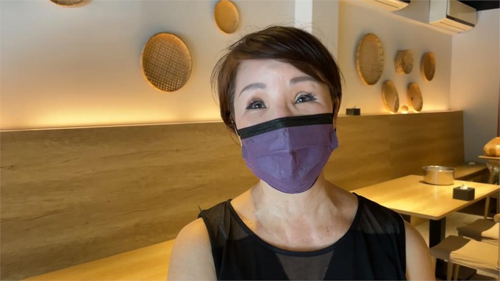 下周擬開放同住家人共餐免隔板 餐廳憂客人關係難證明挨罰