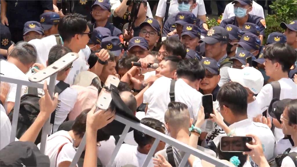 黃國昌勒頸又嗆分局長上位靠關係 李西河親上火線"這樣說"