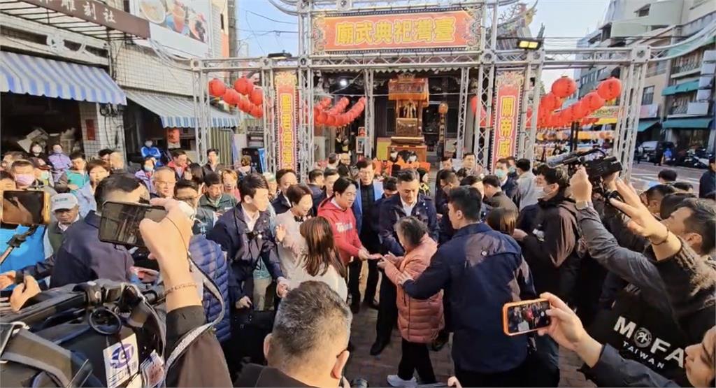 原因？賴總統台南參香拜廟　陳亭妃緊跟「他」意外缺席