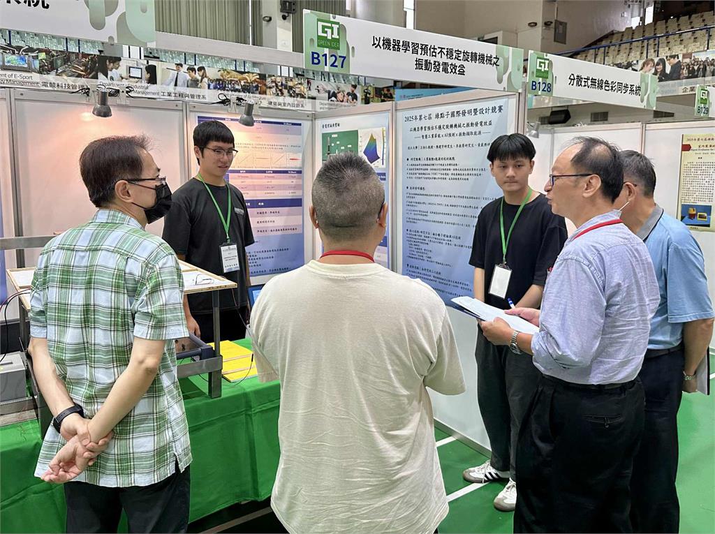 【淡江傳真】淡江航太團隊榮獲「綠點子」鈦金獎 發明電能數位孿生平台實踐「ESG+AI=∞」