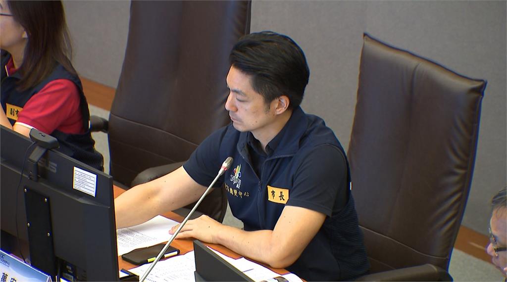 風雨未達標卻放颱風假　蔣萬安勘災「民眾轟做秀」