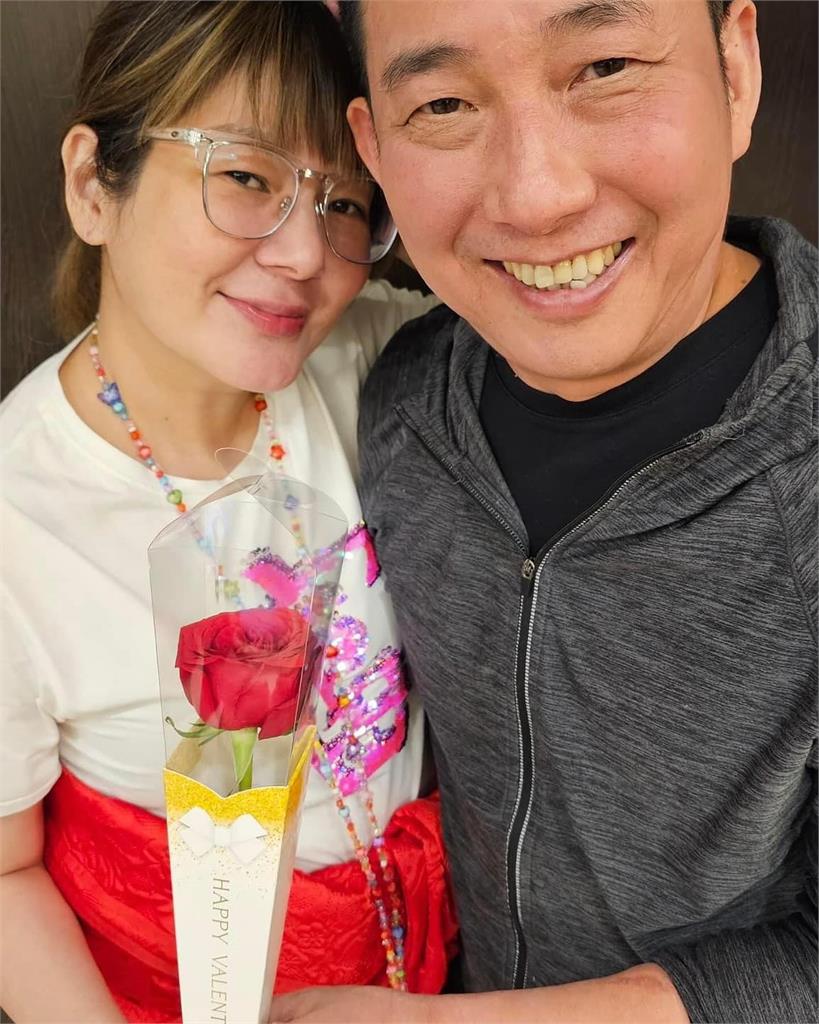 屈中恆遭中國觀眾當面嗆「劣跡藝人」尷尬神情全被拍！本人43字急回應