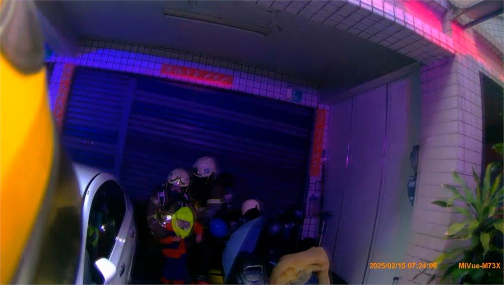 住警器蜂鳴聲驚醒全家! 台南民宅火警1家6口全獲救