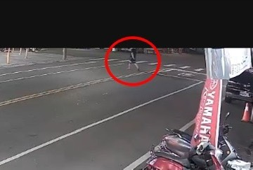 屏東潮州超商傳槍響! 遭空氣槍射擊"玻璃碎裂"報警