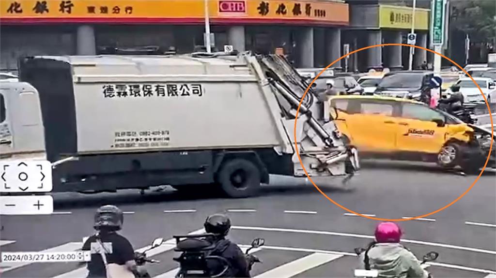 快新聞/卡在大貨車頭!內湖小黃失控連撞5車 運將命危送醫