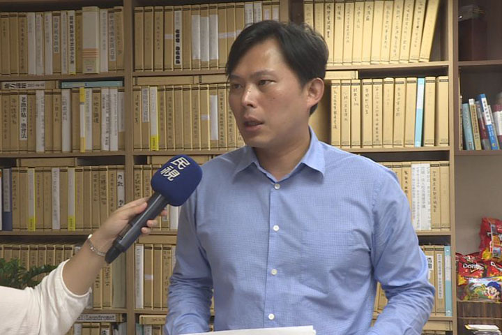 占星師曝黃國昌「惡魔契約」已到期！揭：群體將收回他的政治授權