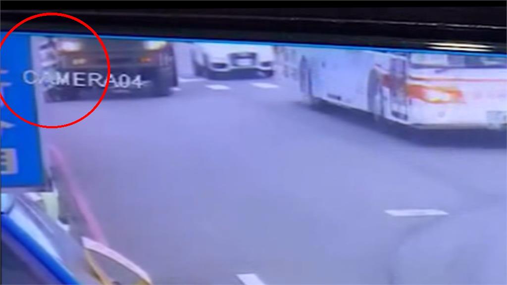 軍卡撞死三峽母女檔！　駕駛兵「疑揹鍋」遭判10個月