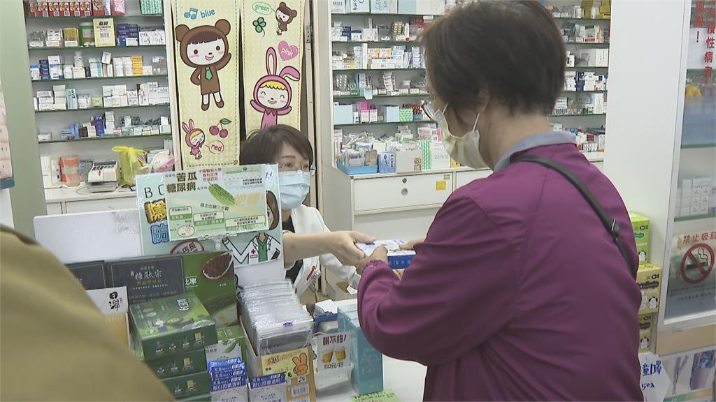 居家快篩更方便 將進口3千萬劑唾液快篩