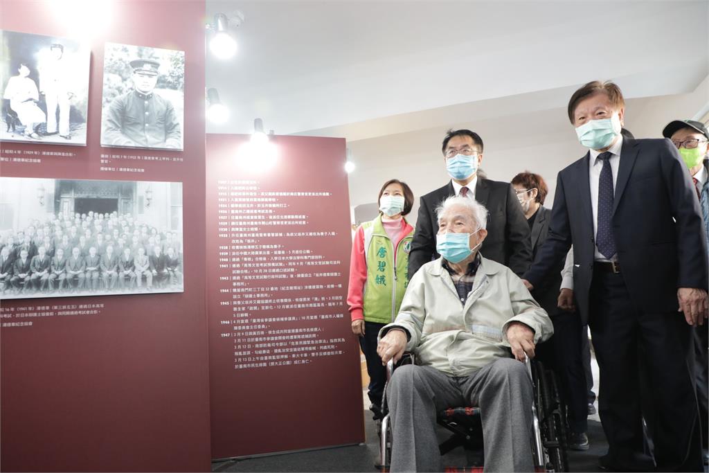 台南228「正義與勇氣之路」展覽開跑！黃偉哲主持紀念碑揭幕