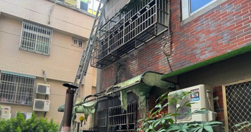 快新聞/台中民宅火警 61歲女脫困後ICU搶救中
